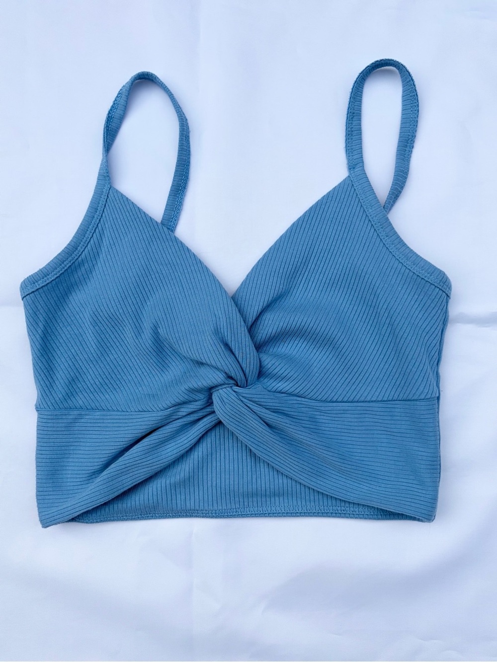 Aritzia Wilfred Ribbed Twist Front Top